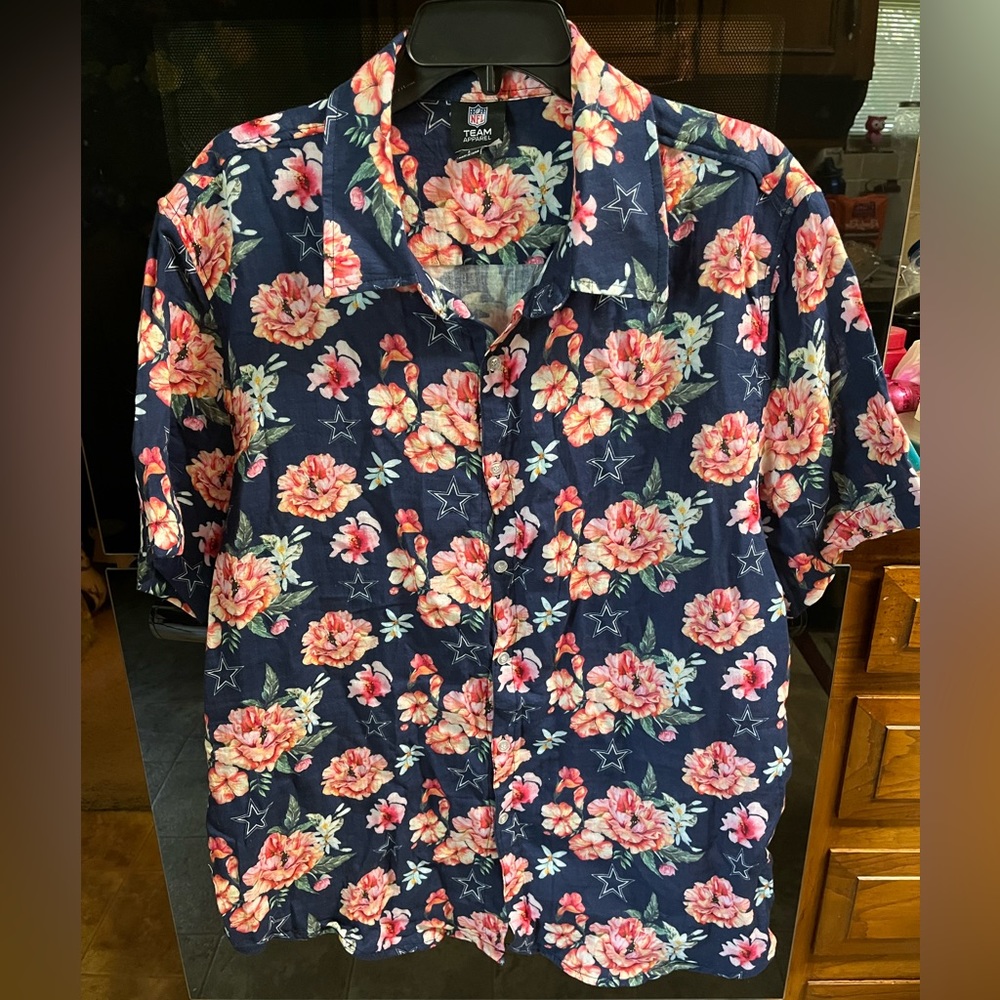 Dallas Cowboys Floral Linen Hawaiian-style shirt